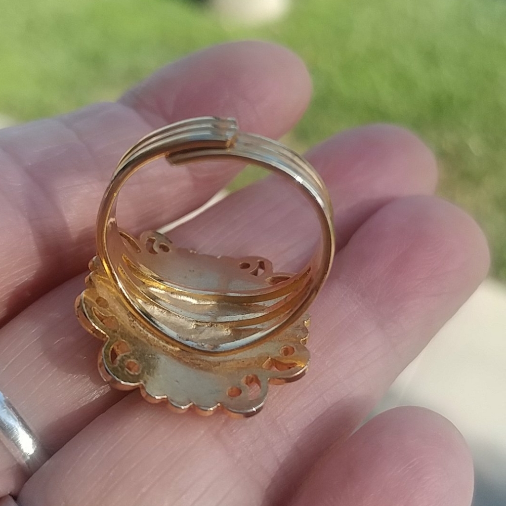 Coin Ring - Picture 4 of 6
